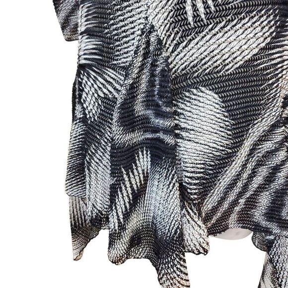 KAKTUS Tunic Size Large Asymmetric Handkerchief Hem black/white Top Mesh Scoop - Picture 11 of 13